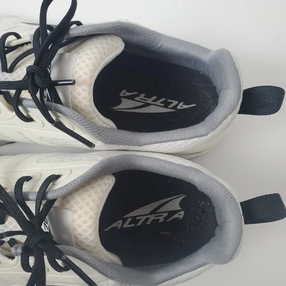 Altra Solstice XT Men's Size 12 White Mesh Training Running Sneakers Shoes.